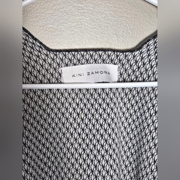 Kini Zamora Designer Scissor Print Kimono Duster | Runway-Style Boho Cover-Up - Picture 3 of 3